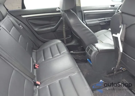 2010 Volkswagen Jetta Limited Edition из США, поврежденный, VIN 3VWRZ7AJ6AM130101